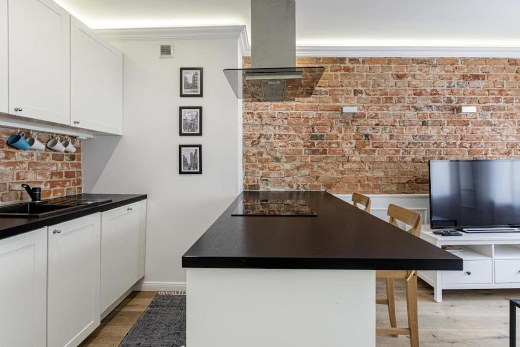 Central Wroclaw Apartment - City Center - Bright And Cozy - U11 Eksteriør billede