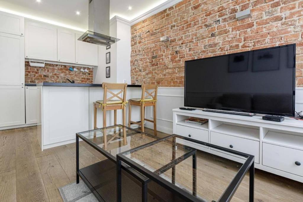 Central Wroclaw Apartment - City Center - Bright And Cozy - U11 Eksteriør billede