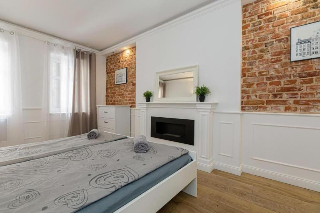 Central Wroclaw Apartment - City Center - Bright And Cozy - U11 Eksteriør billede