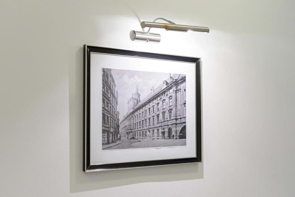Central Wroclaw Apartment - City Center - Bright And Cozy - U11 Eksteriør billede